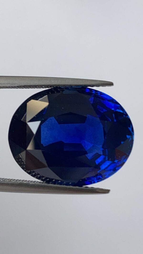 Tanzanite gemstone