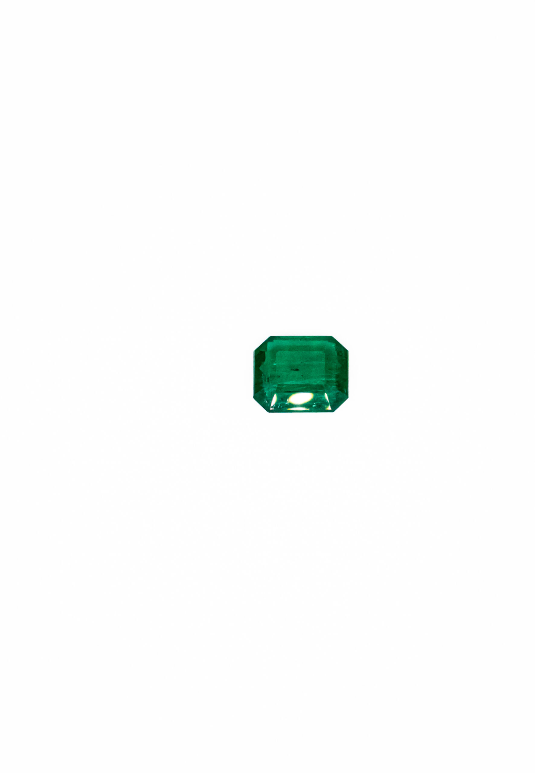 Square emerald 12.12 x 11.40 mm - 8.04 Carats